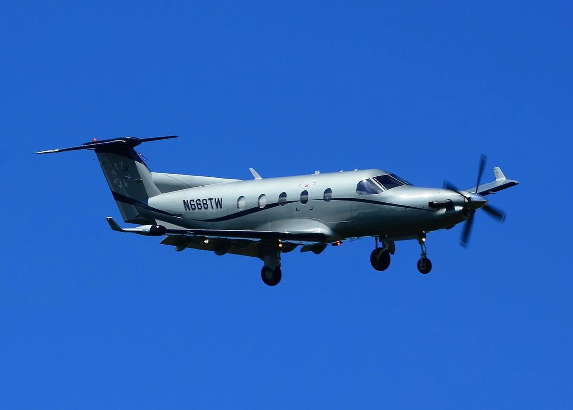Tradewind Pilatus PC-12 inter-island flight to St Barth